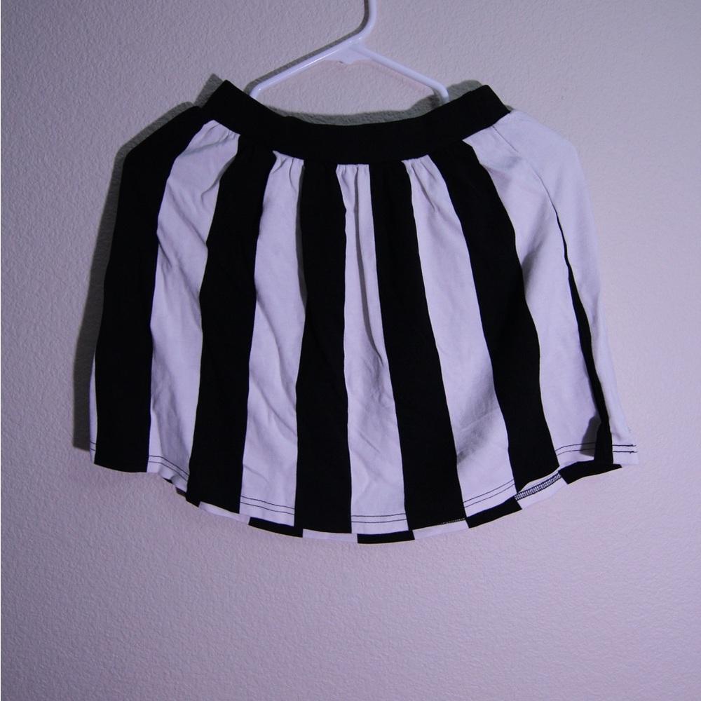 Divided- mini skirt